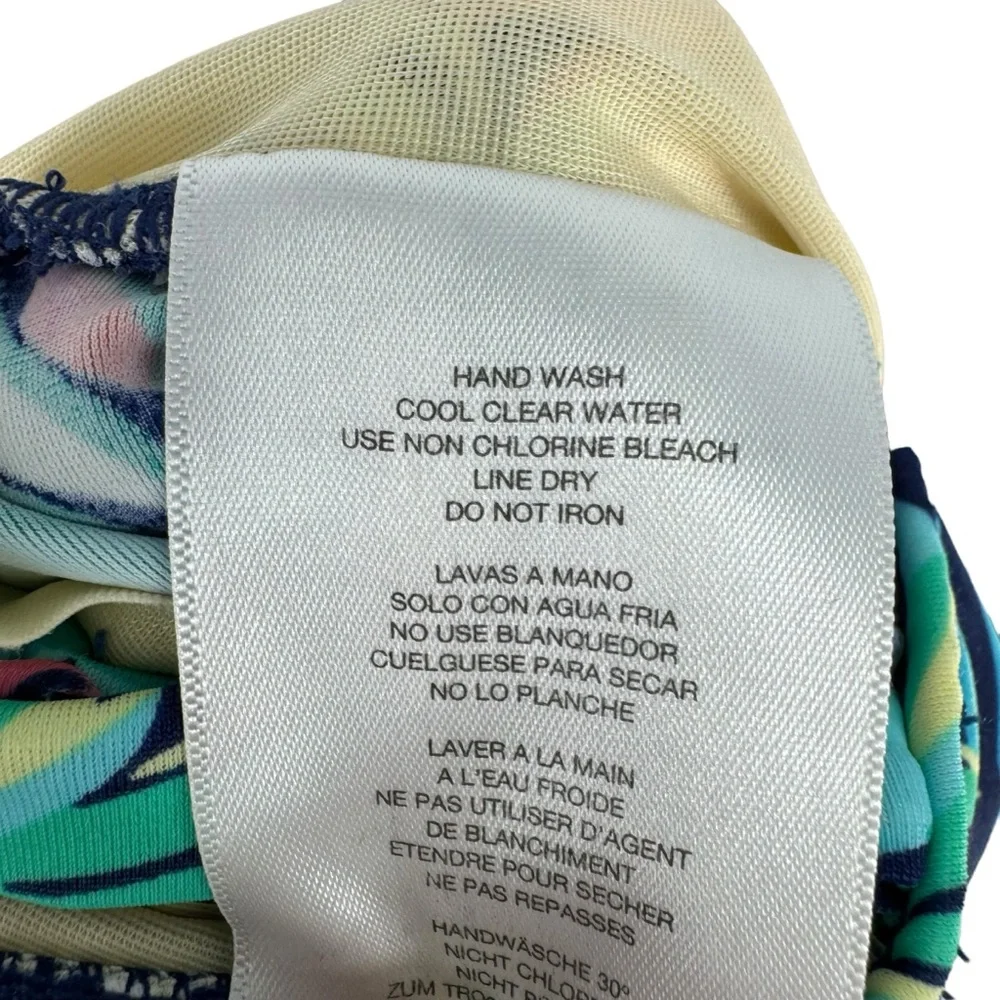 *Women’s Talbots 6 Two-Piece Green/Blue/Punk Tropical Print Tankini Bathing Suit